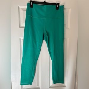 LuLuLemon Wunder Train